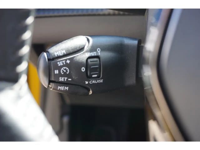 Peugeot E-208 Active Pack