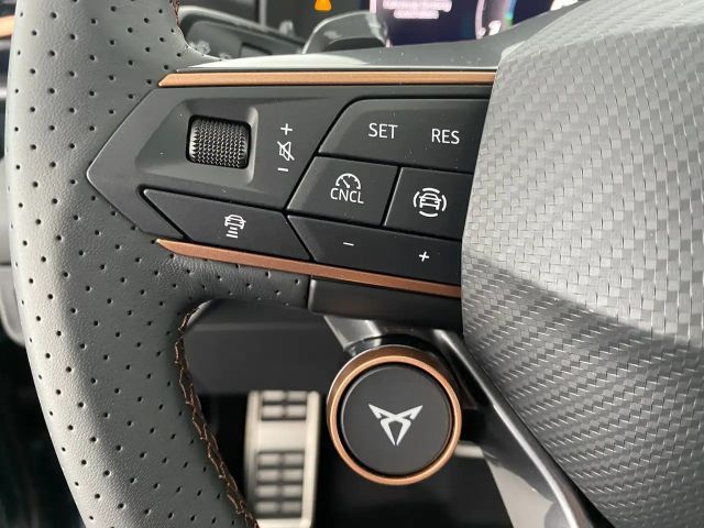 Cupra Terramar 1.5 e-Hybrid