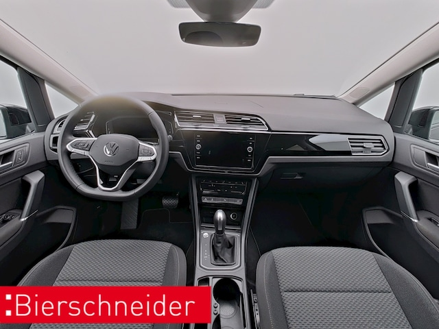 Volkswagen Touran 1.5 TSI DSG R-Line