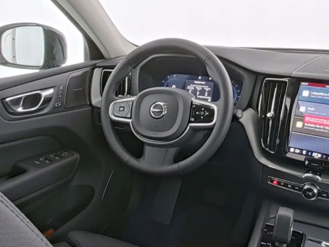 Volvo XC60 AWD Dark Plus