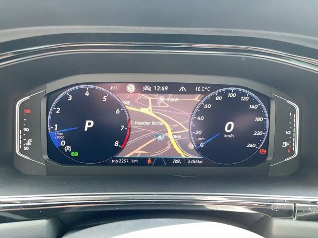 Volkswagen T-Roc 1.5 TSI DSG R-Line