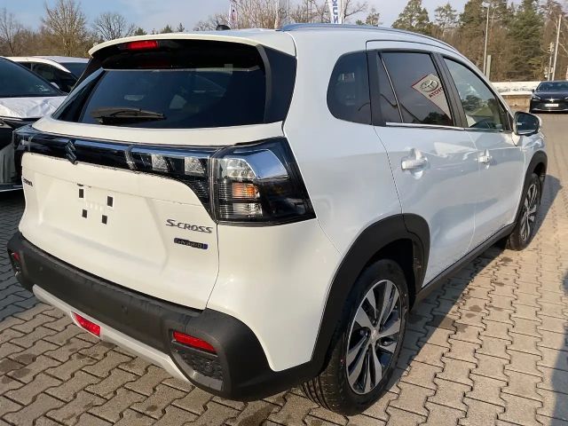 Suzuki S-Cross AllGrip Hybrid