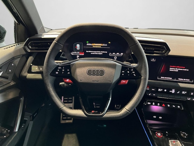 Audi RS3 Quattro S-Tronic Sedan