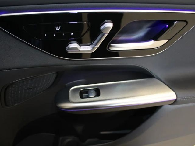 Mercedes-Benz GLC 300 4MATIC AMG Line