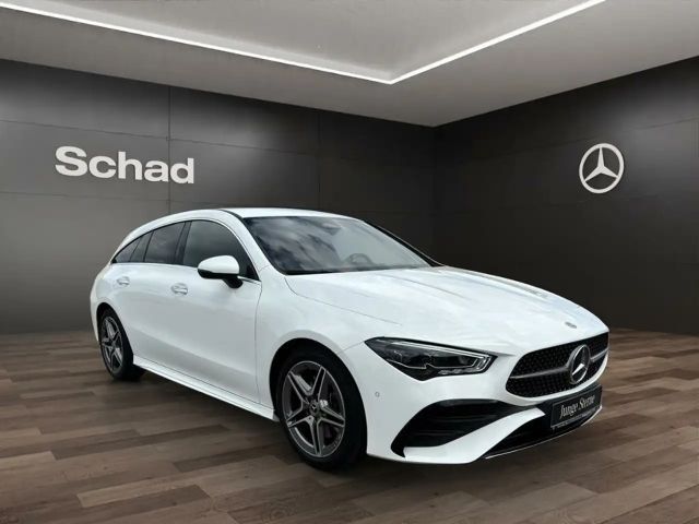 Mercedes-Benz CLA 200 AMG Line