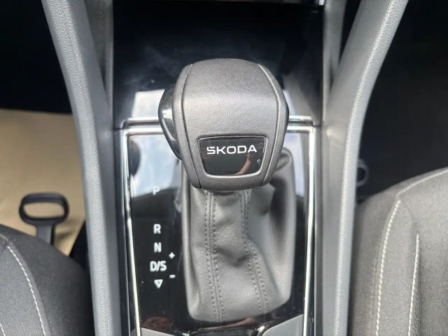 Skoda Karoq Selection