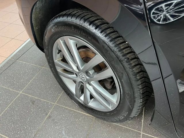 Volkswagen Touran 2.0 TDI Highline