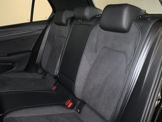 Volkswagen Golf 1.5 eTSI DSG Golf VIII