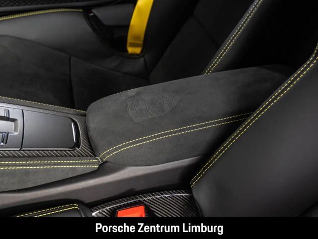 Porsche Cayman 718 RS