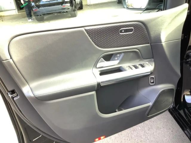 Mercedes-Benz B 200 Progressive