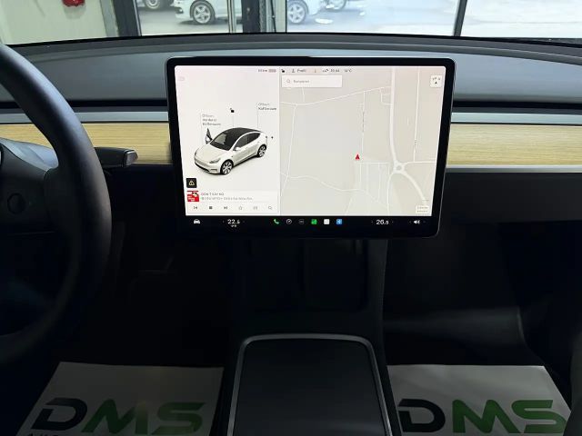 Tesla Model Y AWD Long Range