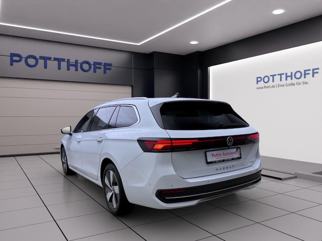 Volkswagen Passat 1.5 eTSI Business DSG Variant