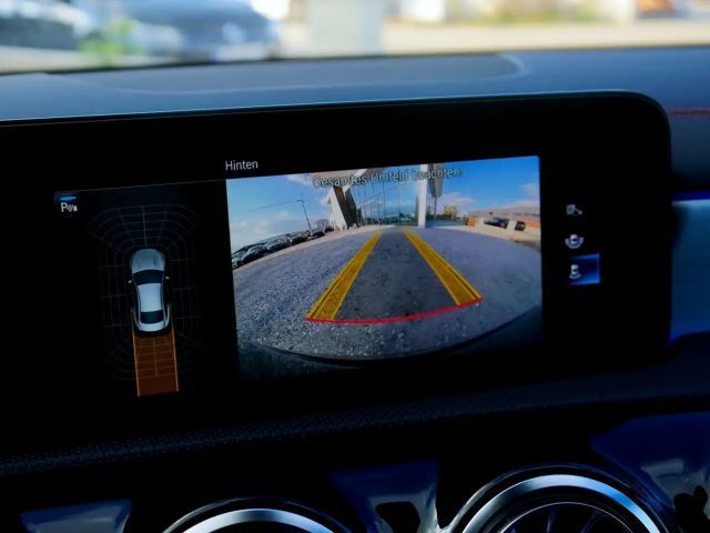 Mercedes-Benz CLA 200 AMG Line Coupé