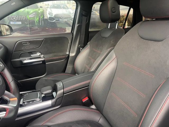 Mercedes-Benz GLA 250 AMG Line