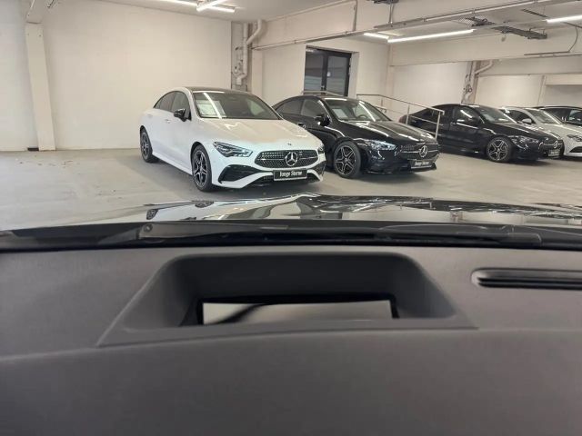 Mercedes-Benz GLA 200 Progressive