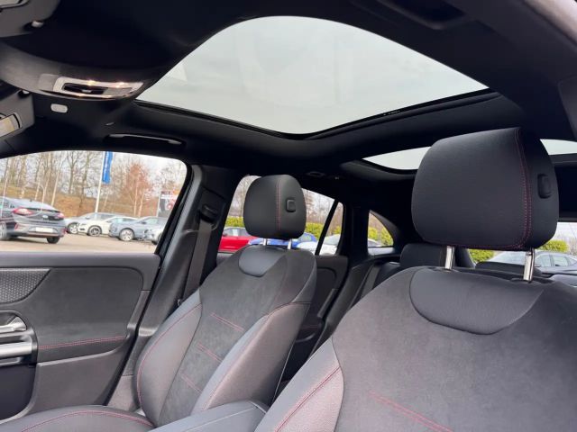 Mercedes-Benz GLA 200 AMG Line