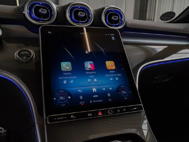 Mercedes-Benz C 200 AMG Line Sedan