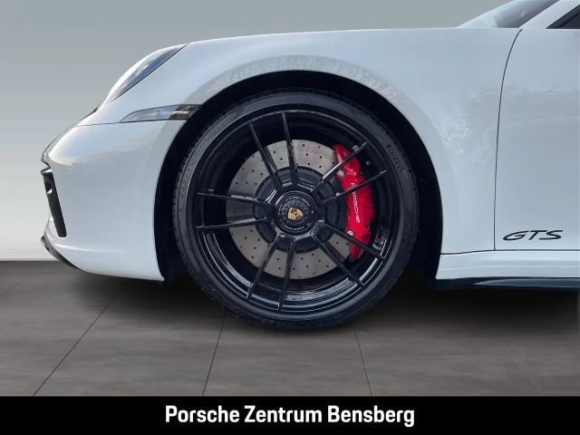 Porsche 992 Cabrio Carrera GTS