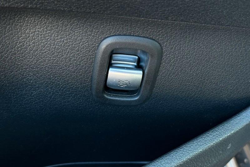 Mercedes-Benz C 220 AMG Line C 220 d Sedan