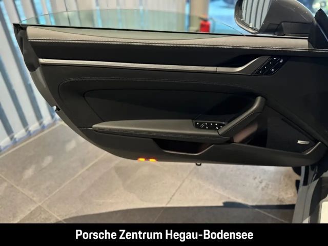 Porsche 992 Cabrio Carrera