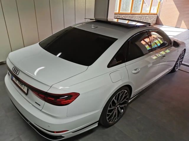 Audi A8 S-Line