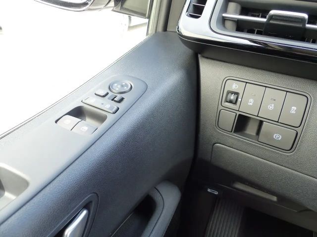 Hyundai Staria Prime