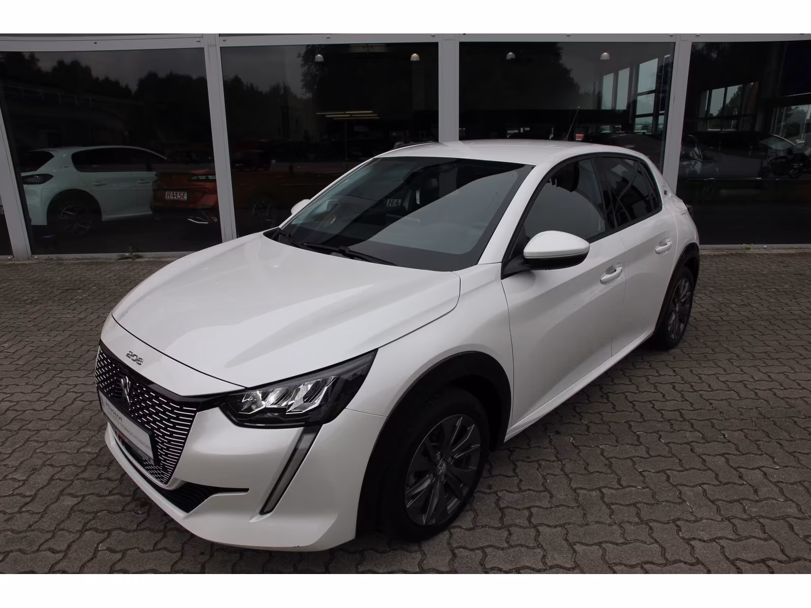 Peugeot E-208 Allure Pack