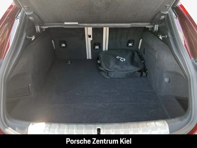 Porsche Taycan Cross Turismo Turbo