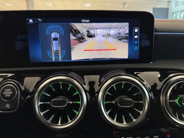 Mercedes-Benz CLA 200 AMG Line Premium