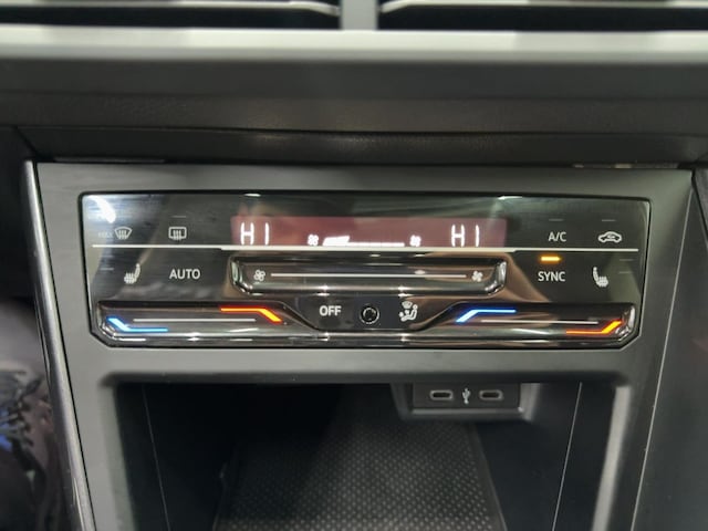 Volkswagen Taigo 1.5 TSI DSG Style