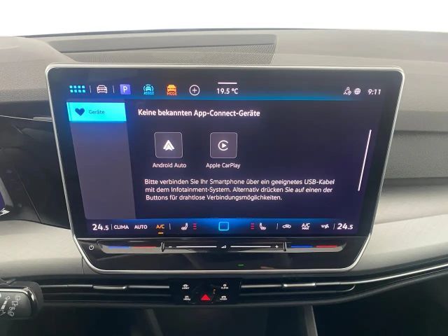 Volkswagen Golf Business DSG Variant