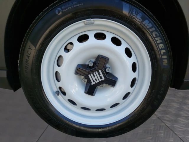 Fiat Grande Panda E RED