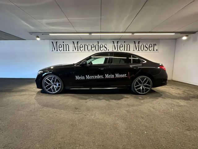 Mercedes-Benz C 200 4MATIC Sedan