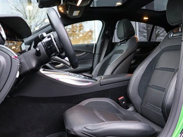 Mercedes-Benz AMG GT 4MATIC+ AMG Line