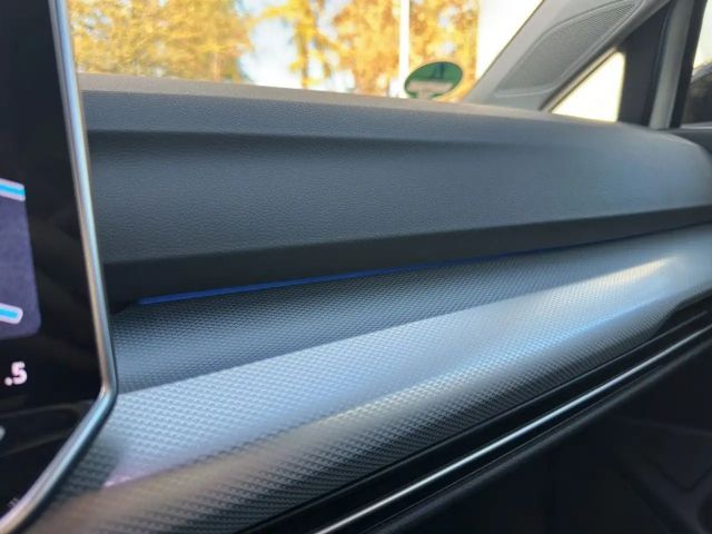 Volkswagen Golf 1.5 eTSI DSG Golf VIII Variant