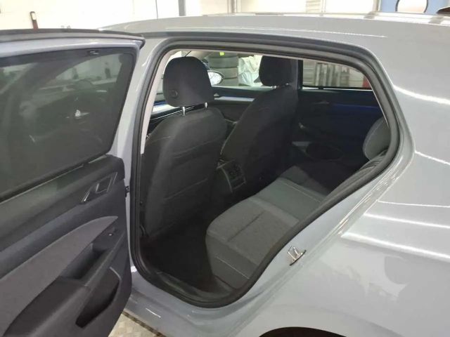 Volkswagen Golf 1.5 TSI Golf VIII Life