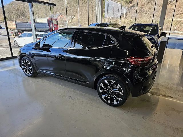 Mitsubishi Colt Intense