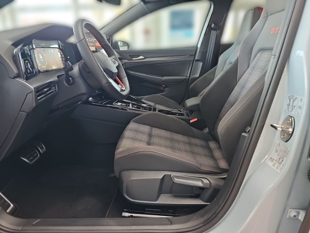 Volkswagen Golf 2.0 TSI DSG IQ.Drive