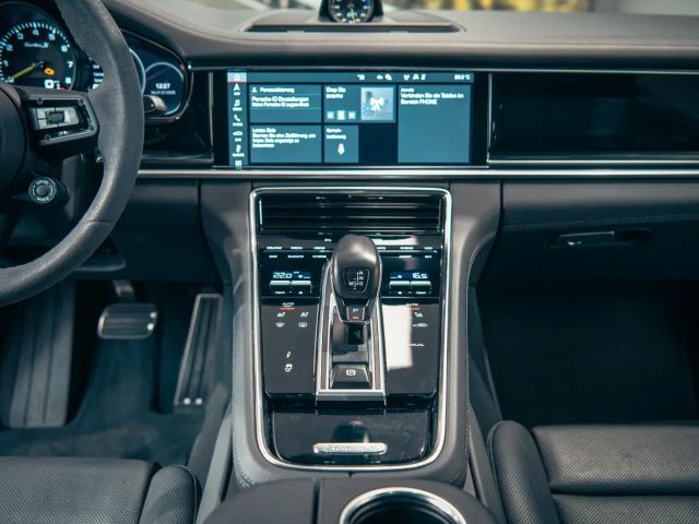 Porsche Panamera E-Hybrid S Turbo