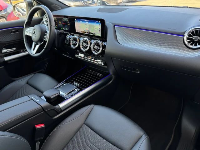 Mercedes-Benz EQA 300 4MATIC