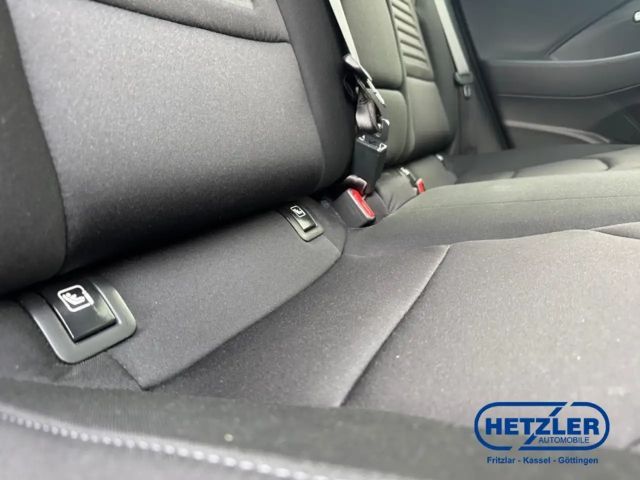 Hyundai i30 Advantage Hybrid T-GDi