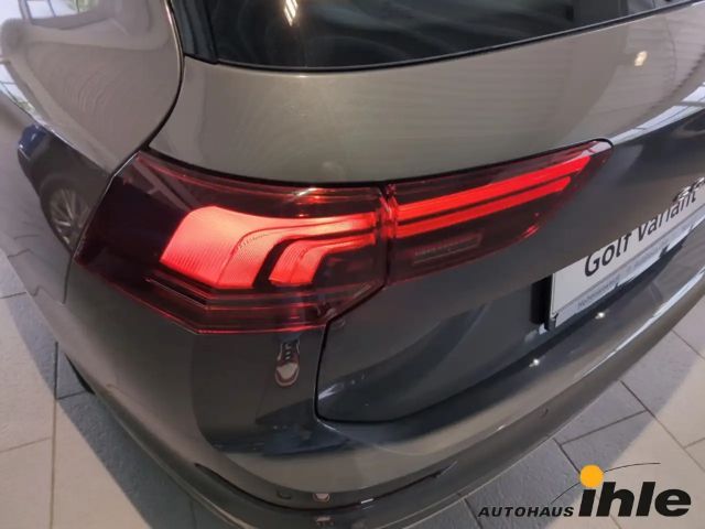 Volkswagen Golf DSG Golf VIII Style Variant