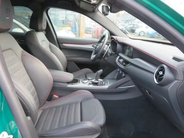 Alfa Romeo Stelvio Q4