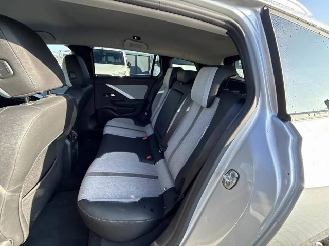 Opel Astra Elegance Sports Tourer