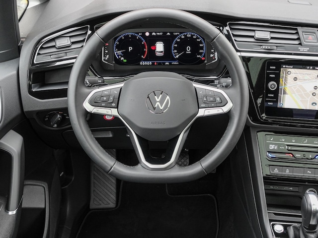 Volkswagen Touran 1.5 TSI DSG