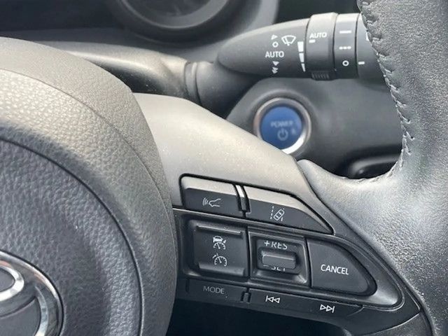 Toyota Yaris Hatchback Hybride Team D