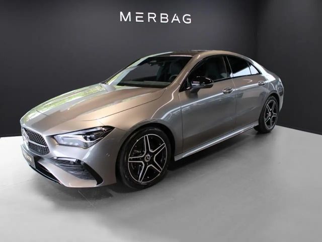 Mercedes-Benz CLA 200 AMG Line Coupé