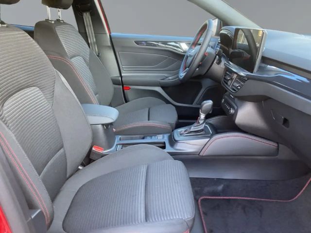 Ford Focus ST Line Wagon