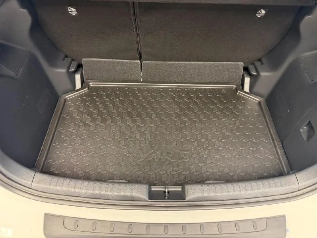 Toyota Yaris Hybride Team D