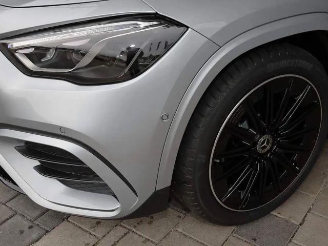 Mercedes-Benz GLA 220 4MATIC AMG Line